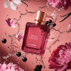 LARIVE Sweet Velvet
A floral fruity fragrance for women who are not afraid to express their personality.