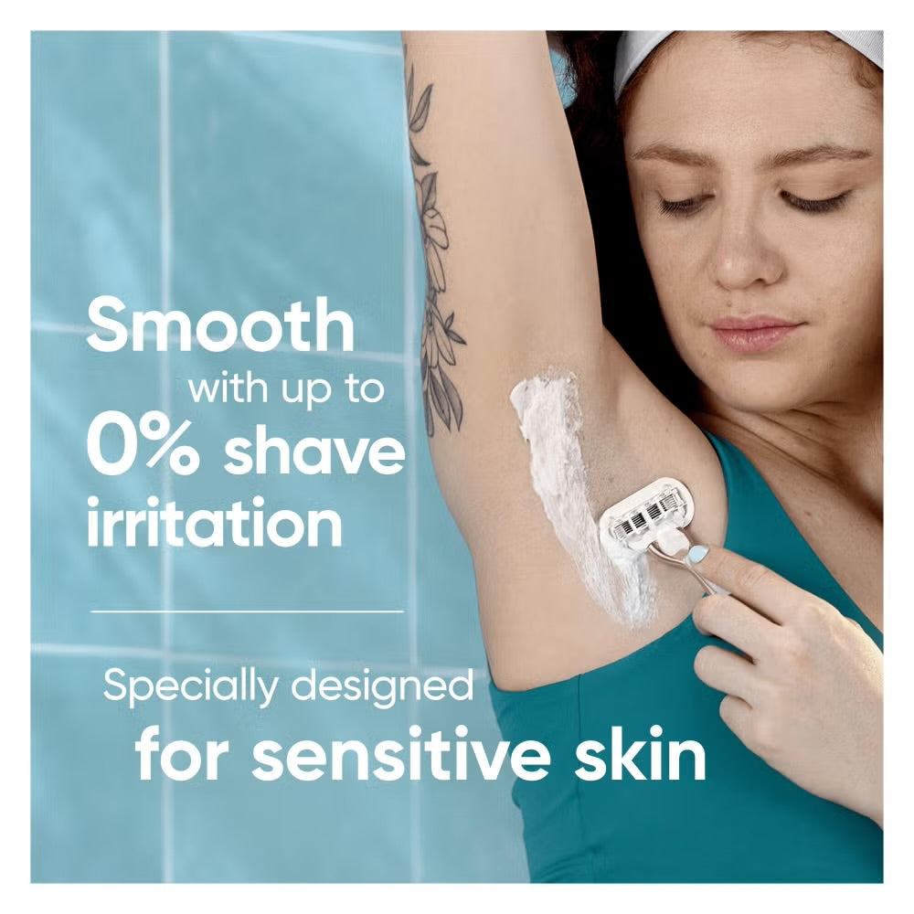 Gillette Venus Pro Smooth Sensitive Razor, 4 Razor Blades, Shower Hook & Travel Bag