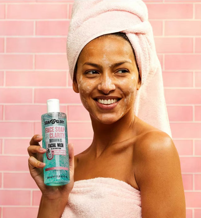 Soap & Glory Face Soap & Clarity Facial Wash with Vitamin C 350ml